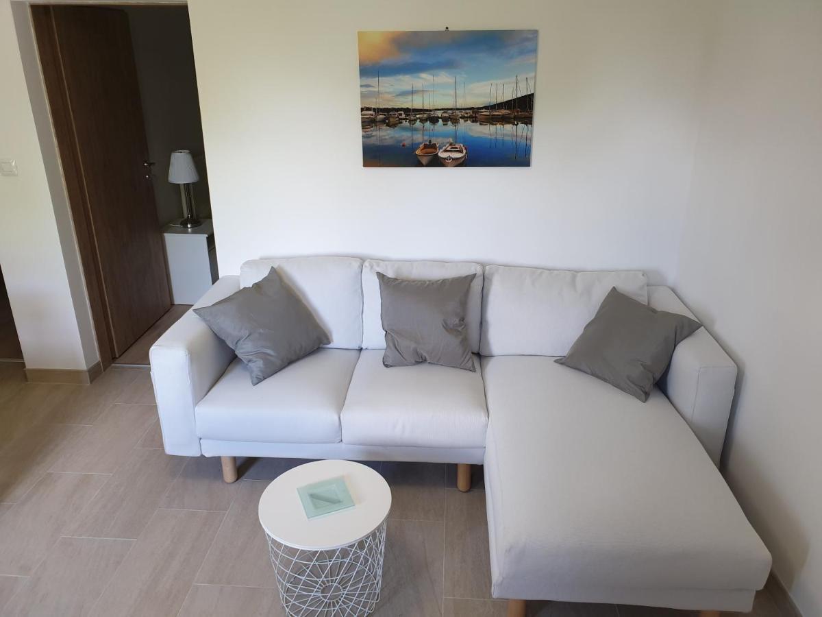 Apartments Stella Apsyrtides Osor Dış mekan fotoğraf