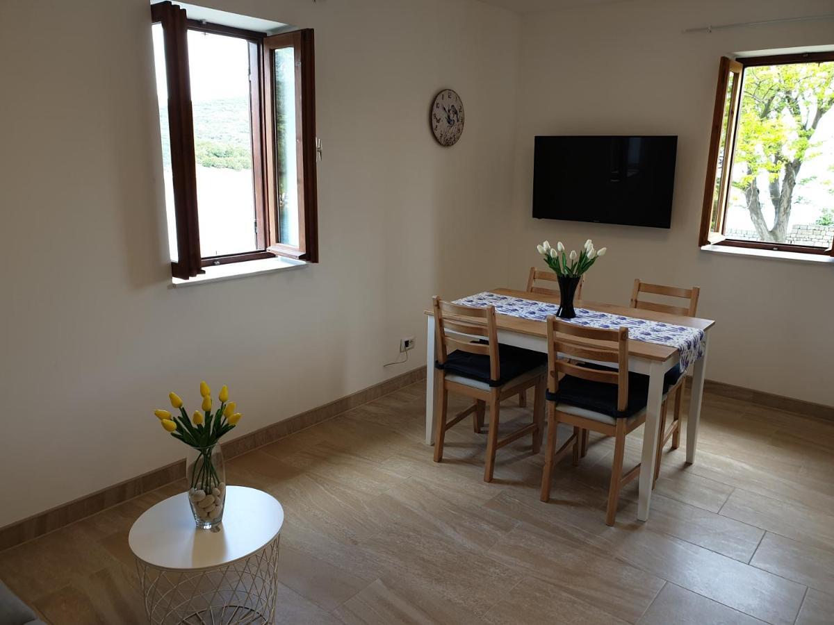 Apartments Stella Apsyrtides Osor Dış mekan fotoğraf
